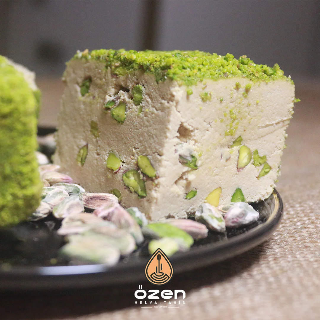 Özen Fıstıklı Tahin Helvası 945 Gr - Görsel 2